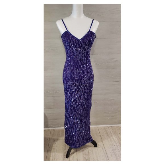 Dresses & Skirts - Vintage 90’s Long Purple Beaded Formal